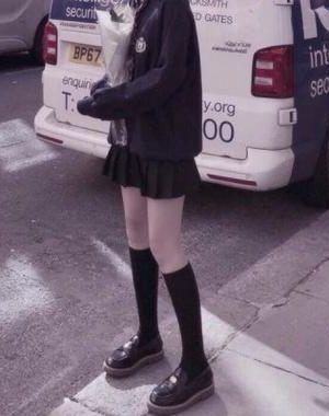 咸鱼她只想吃瓜看戏