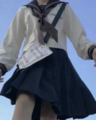 【独家】玫瑰枯萎爱不再生 作者: