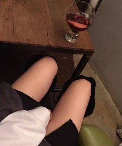 《迷醉花丛中（产乳，高h  古代 甜文  共妻 ）》 作者：五妖花（完结np）